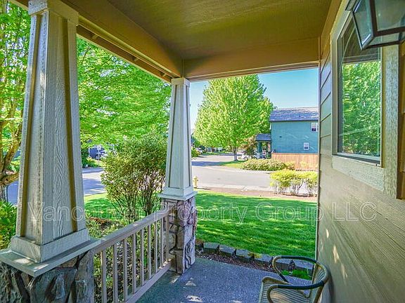 4th image of 14303 NE 9th Ct