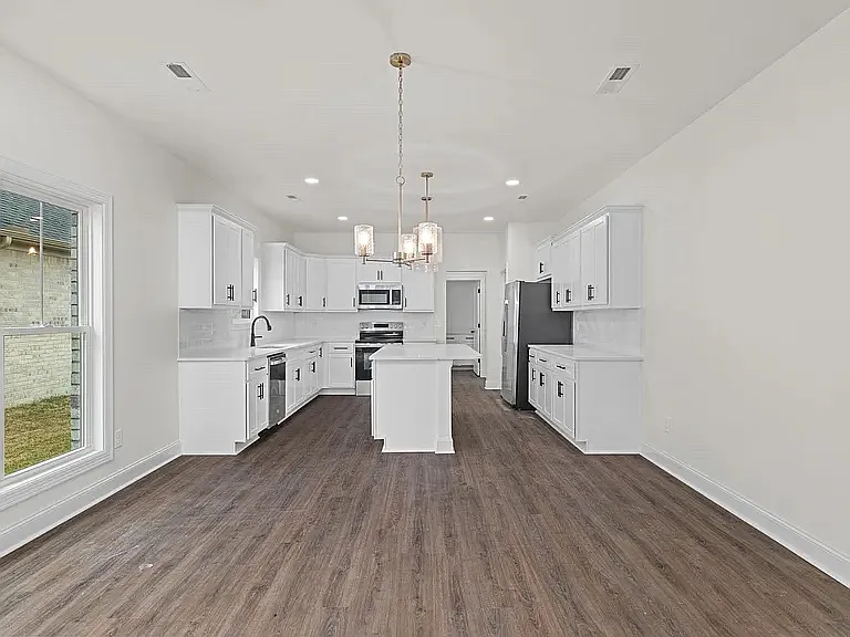 21267 Scuttle St — Photo 9