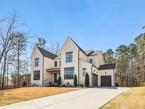 3rd image of 1025 Reed Farm Ln