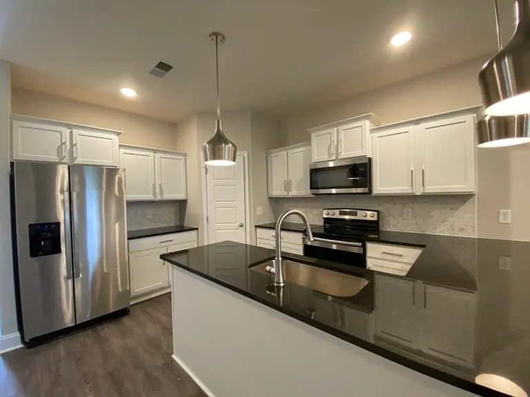 1032 Glenkirk Dr #C — Photo 5
