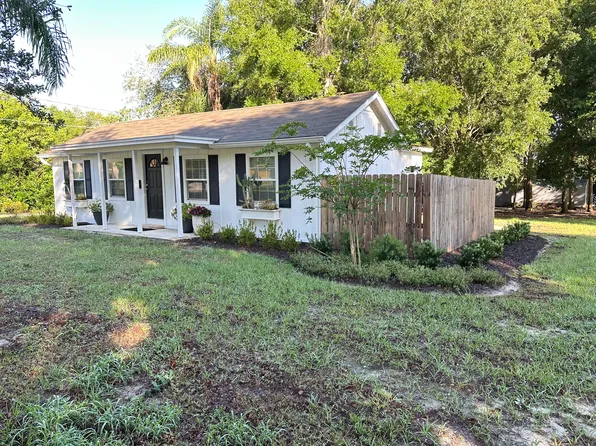 2835 Country Club Rd N, Winter Haven, FL 33881
