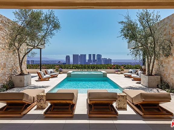 4th image of 1039 Wallace Rdg