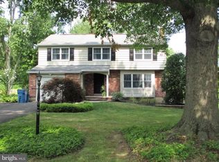 53 Noreen Dr, Yardley, PA 19067