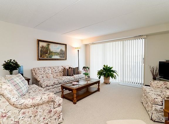 2nd image of 6950 W Forest Preserve Dr APT 112