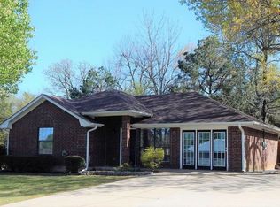 4920 Haning Dr, Paris, TX 75462