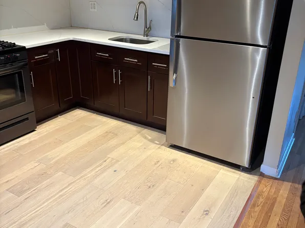 (undisclosed Address), Middle Village, NY 11379