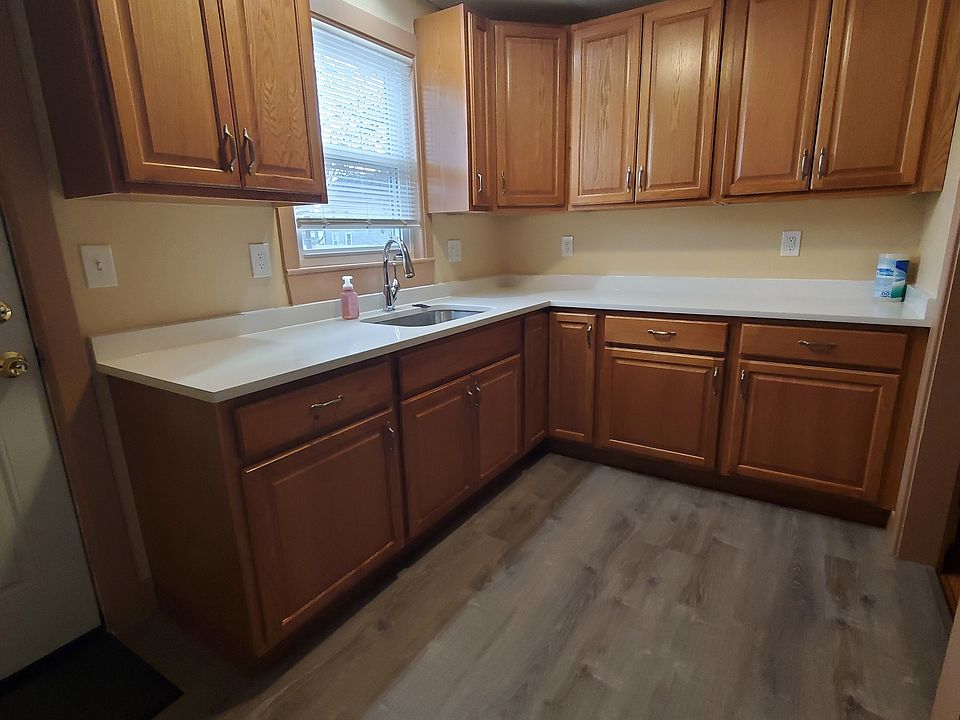 1st image of 152 Union St #1