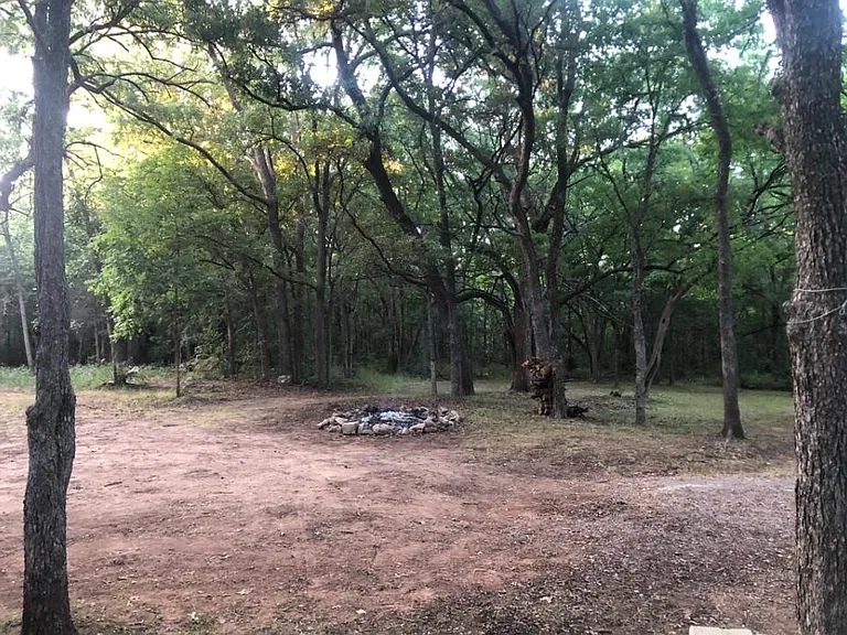 307 Hill Dr — Photo 5