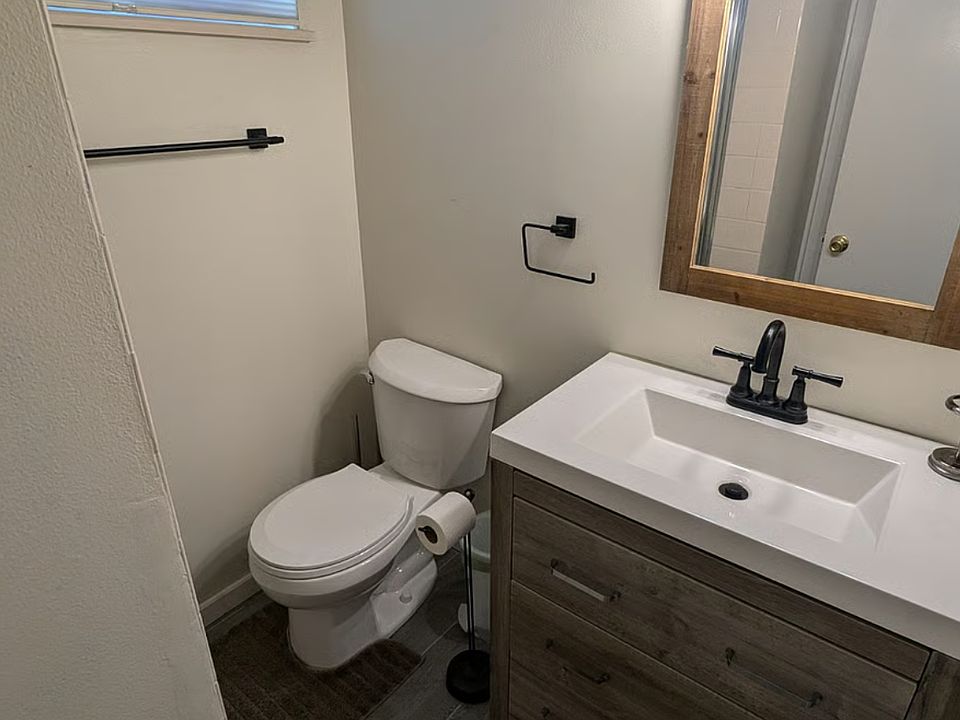 2nd image of 6542 Urban Ct