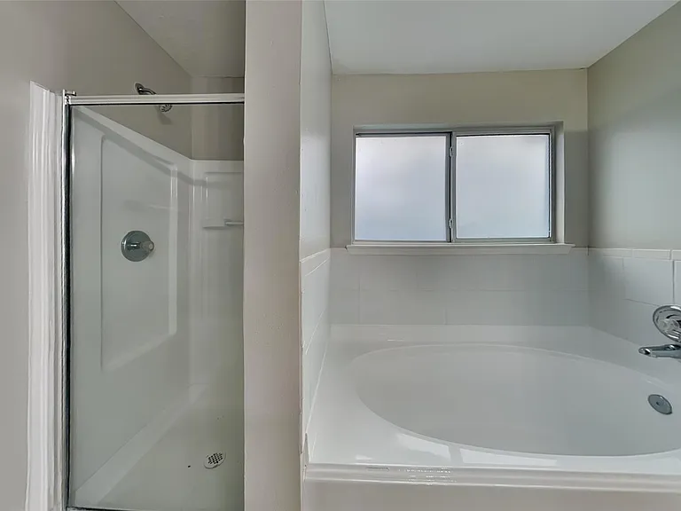 430 Fishhawk Way — Photo 9