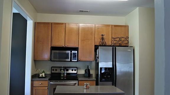 5th image of 614 Oakfield Trl