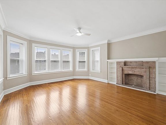3rd image of 7730 S Essex Ave