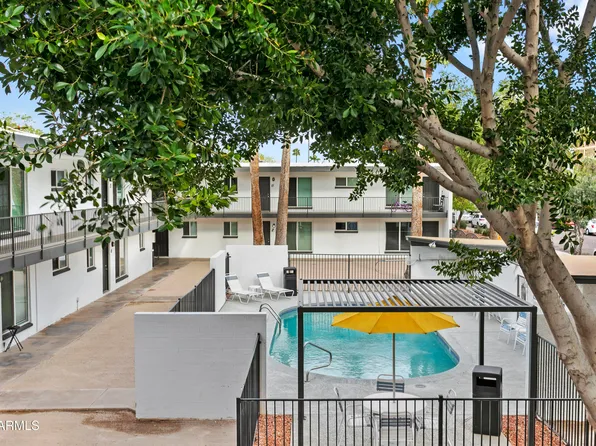 2014 W BERRIDGE Lane, Phoenix, AZ 85015