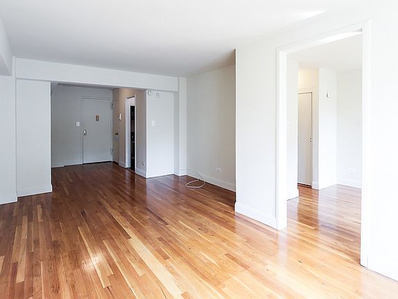 3rd image of 318 W 56th St #6B