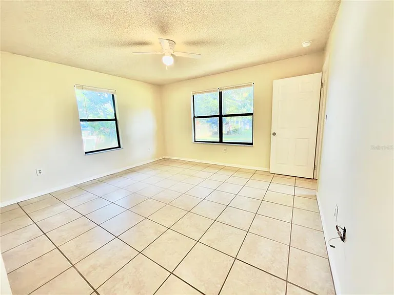 5323 11th Street Cir E — Photo 15