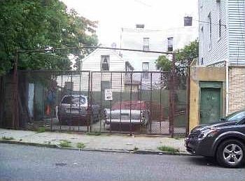 2nd image of 197 New York Ave