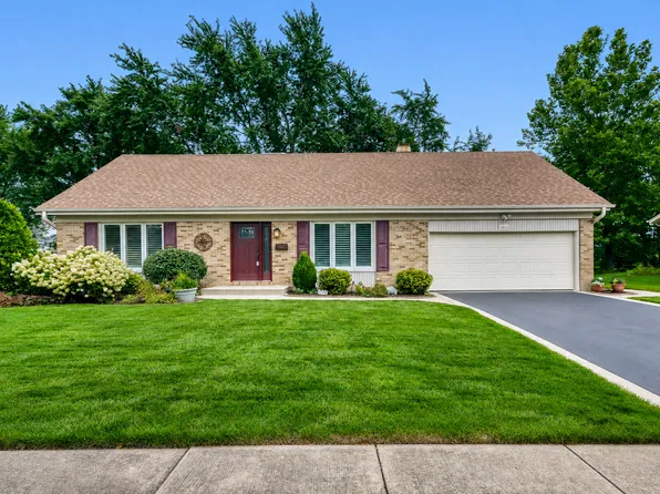 3455 Treaty Ln, Wilmette, IL 60192