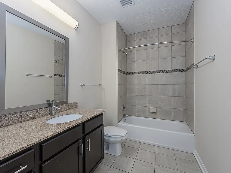 Delta Flats — Photo 52