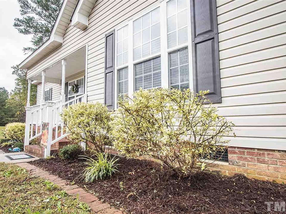 118 Lees Place Dr, Lillington, NC 27546 Zillow
