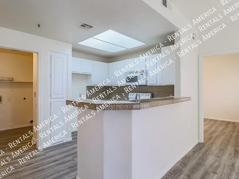 11375 E Sahuaro Dr #1070 — Photo 11