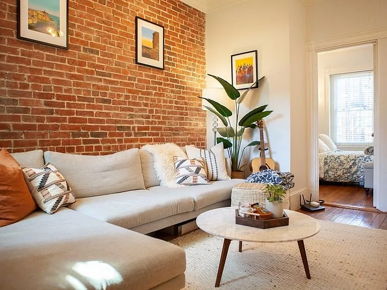 42 Anderson St #4 — Photo 2