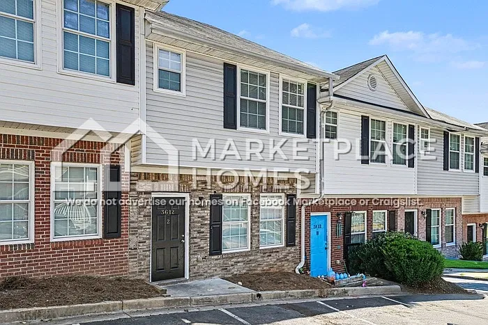 3 bed, 2.5 bath, 1500 sqft, $1,895 — Photo 4