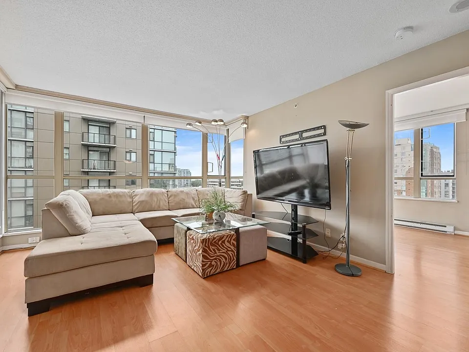 6191 Buswell St #90X