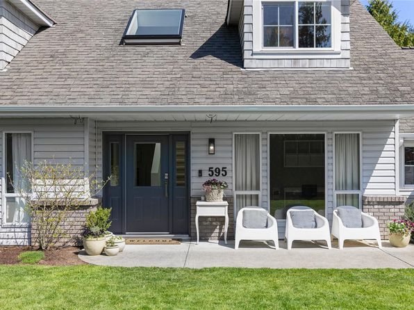 595 Eaglecrest Dr, Qualicum Beach, BC V9K 1E4