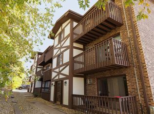 3680 119th St #101, Alsip, IL 60803