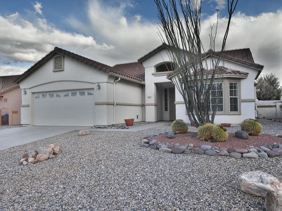 1st image of 2668 Coral Brooke Dr