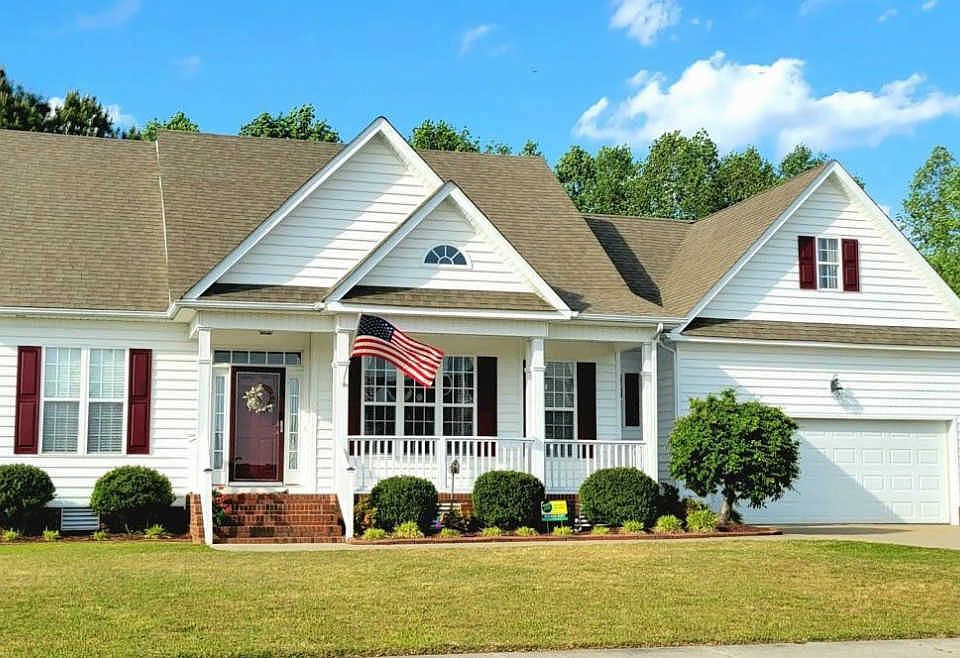 1st image of 467 Branchwood Dr