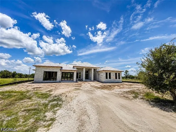 7517 4th Pl, Labelle, FL 33935