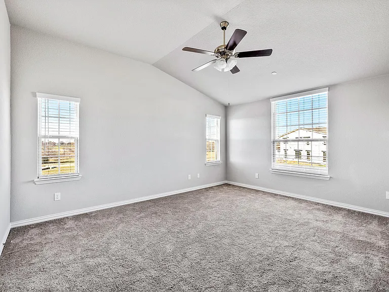 3201 Solana Cir — Photo 31