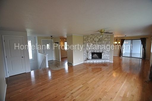 2nd image of 23916 E Euclid Ave