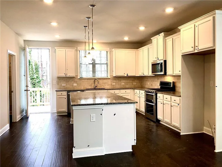 3497 Evermore Pkwy — Photo 9