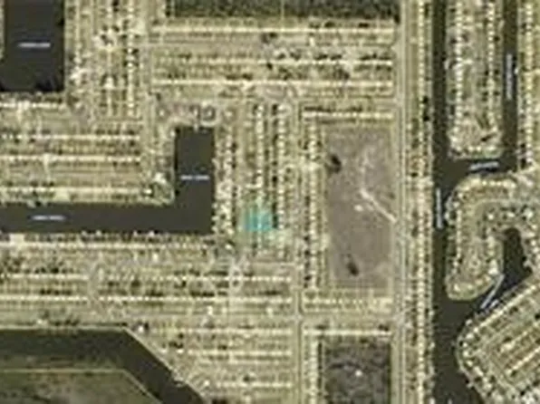 2027 NW 41st Pl, Cape Coral, FL 33993