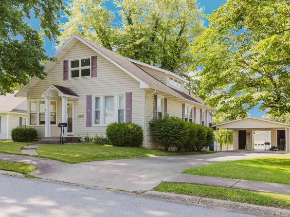 1506 E Oak St, West Frankfort, IL 62896