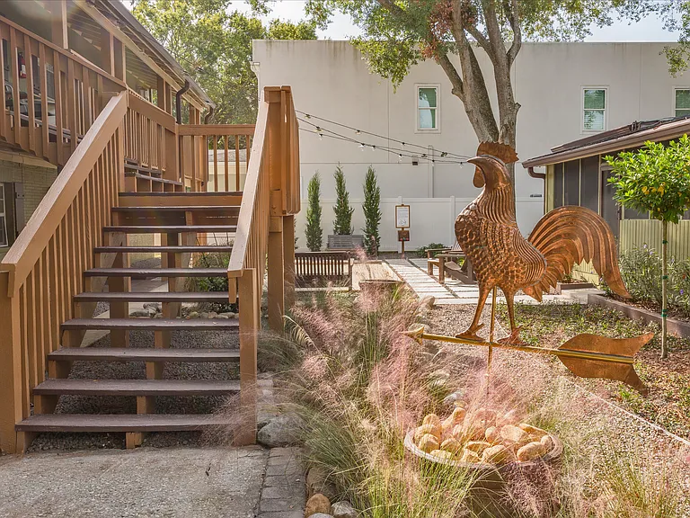 301 S Gomez Ave #G — Photo 17