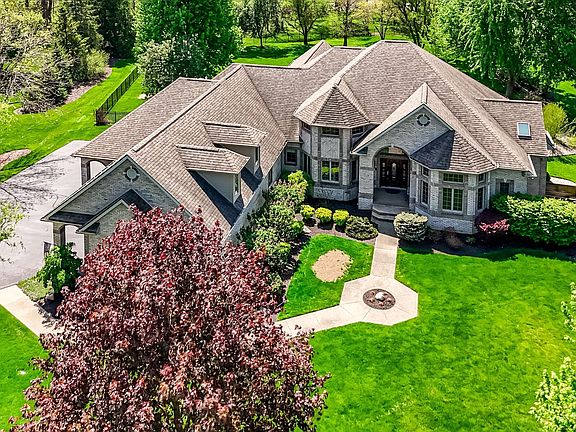 4th image of 4075 Black Willow Ct