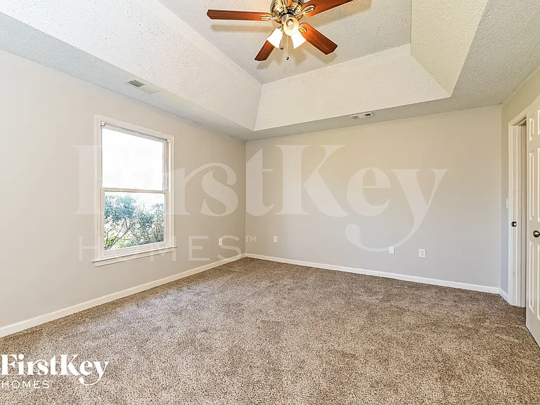 35 Park Place Dr — Photo 8