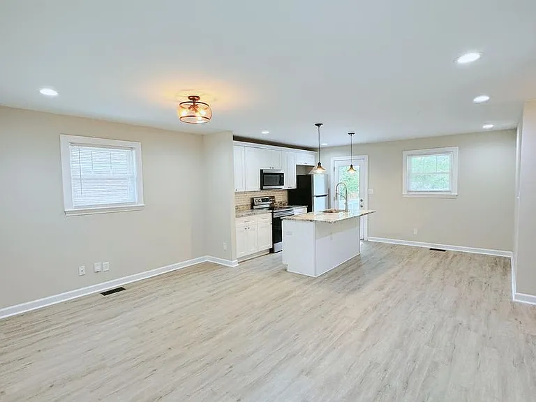 608 Burlington Ave — Photo 3