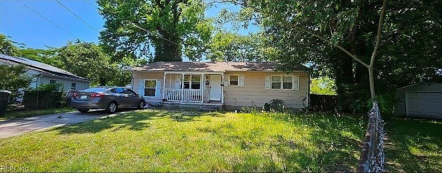 1st image of 4600 Lind St