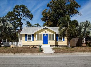 911 Myrtle St, Sarasota, FL 34234
