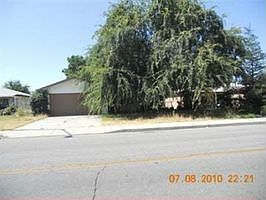 Home for Sale in Shafter, California $79,900