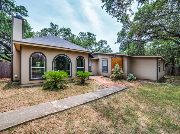 208 S Winston Ln, Castle Hills, TX 78213
