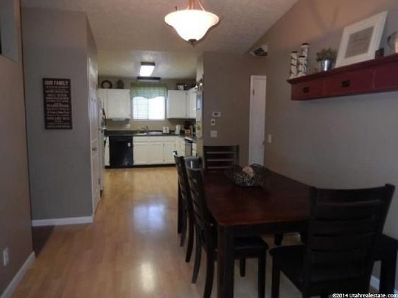 4th image of 6661 S Golden Gate Cir