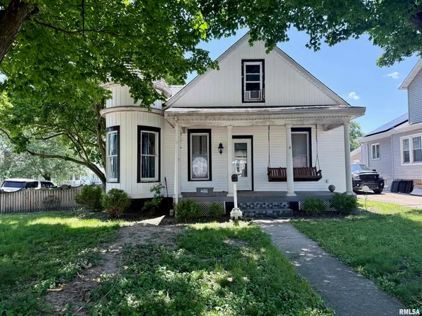 402 W 2nd St, Taylorville, IL 62568