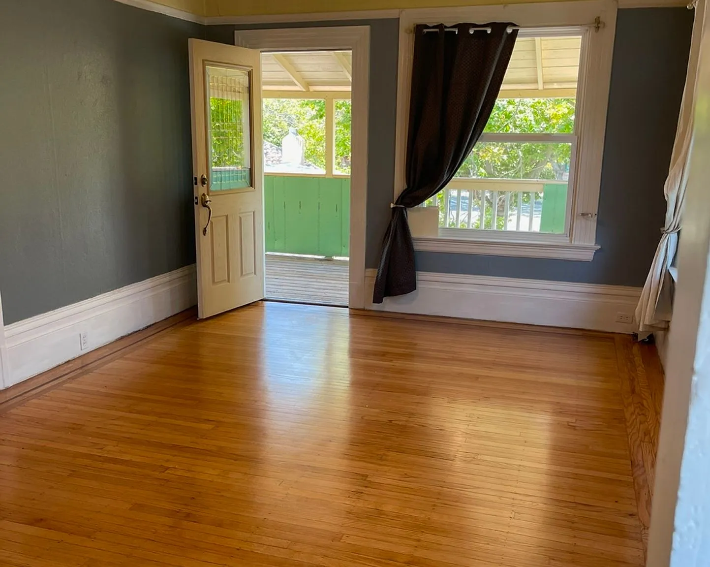 Central Ave Apartments — Photo 2