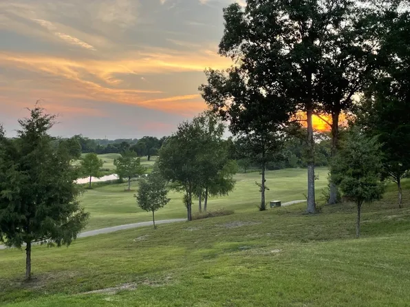 46 Golf Club Dr, Haughton, LA 71037