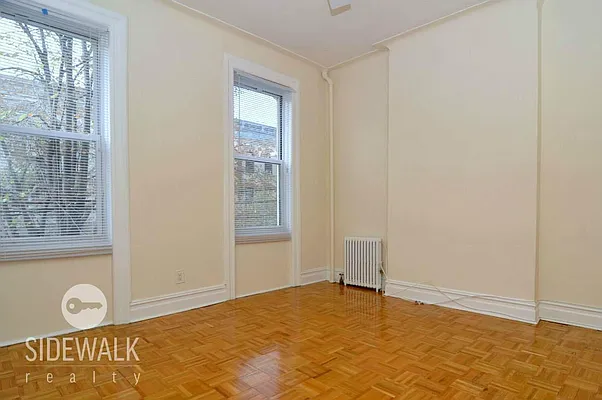 Rented by Sidewalk Realty LLC | media 18